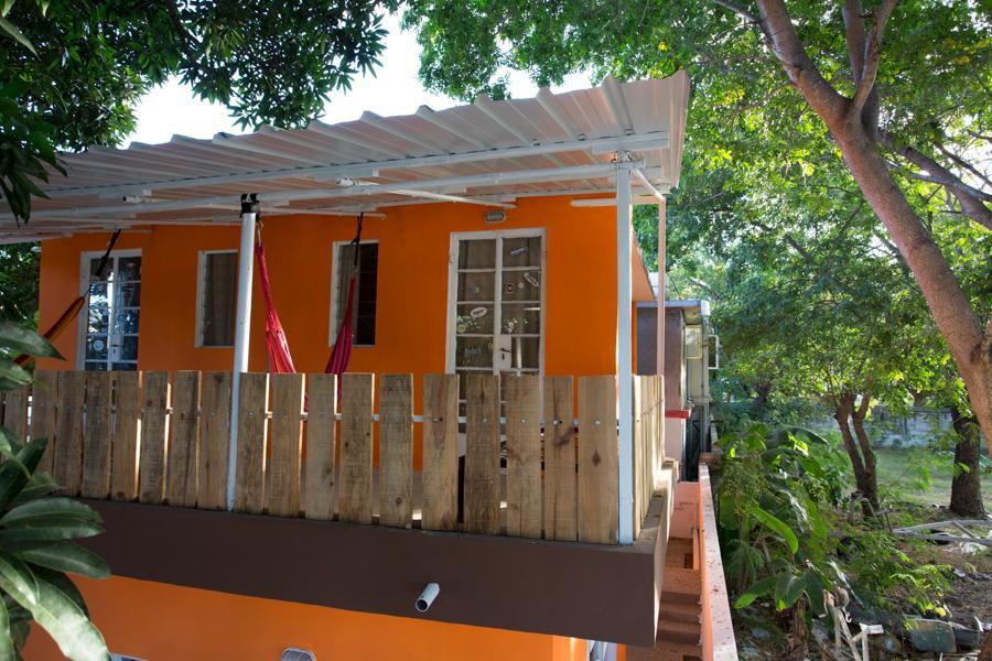 Guest House Chez Jacques Тамарин Екстериор снимка